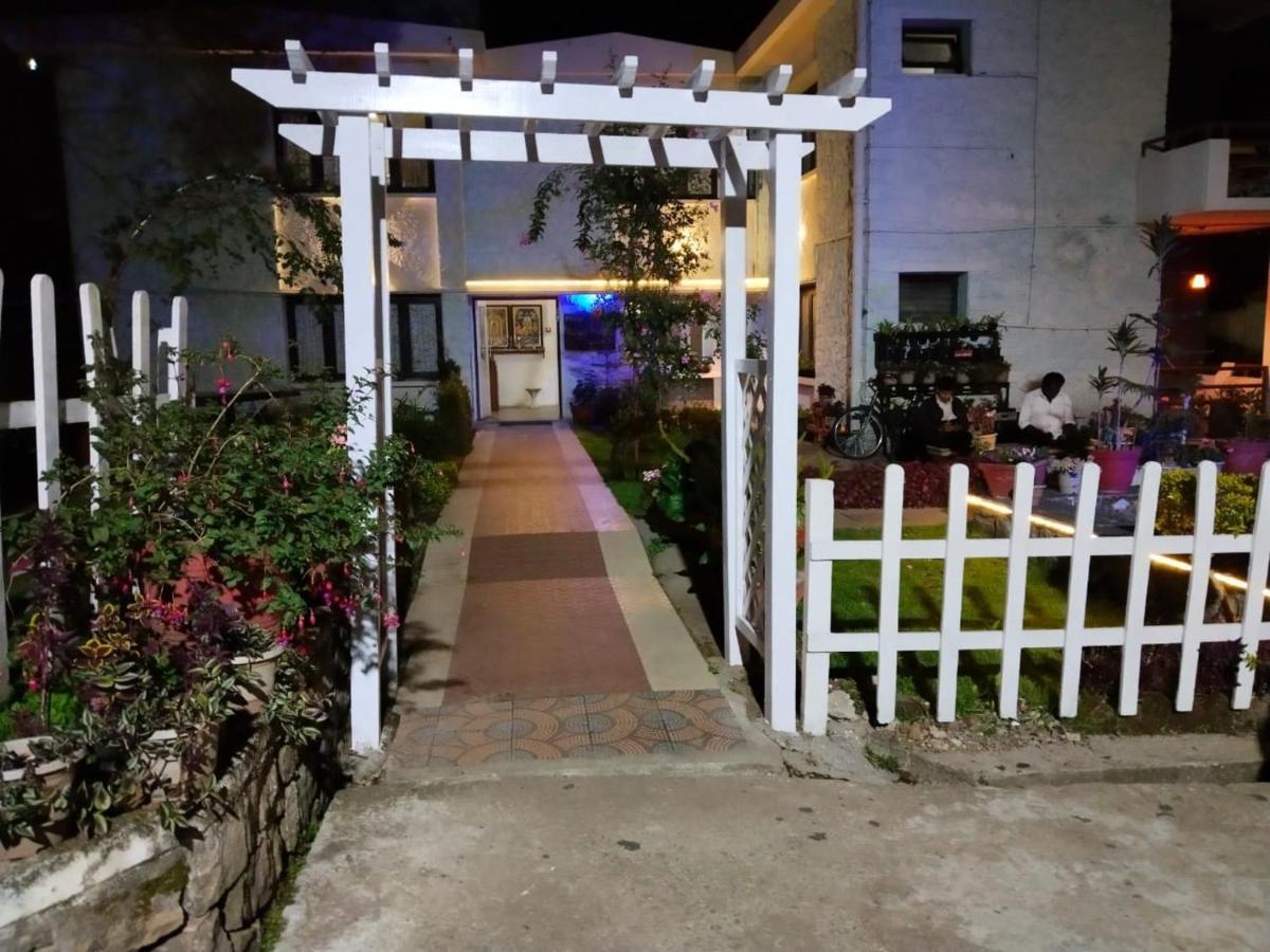 Hotel Seven Roads Kodaikanal Bagian luar foto